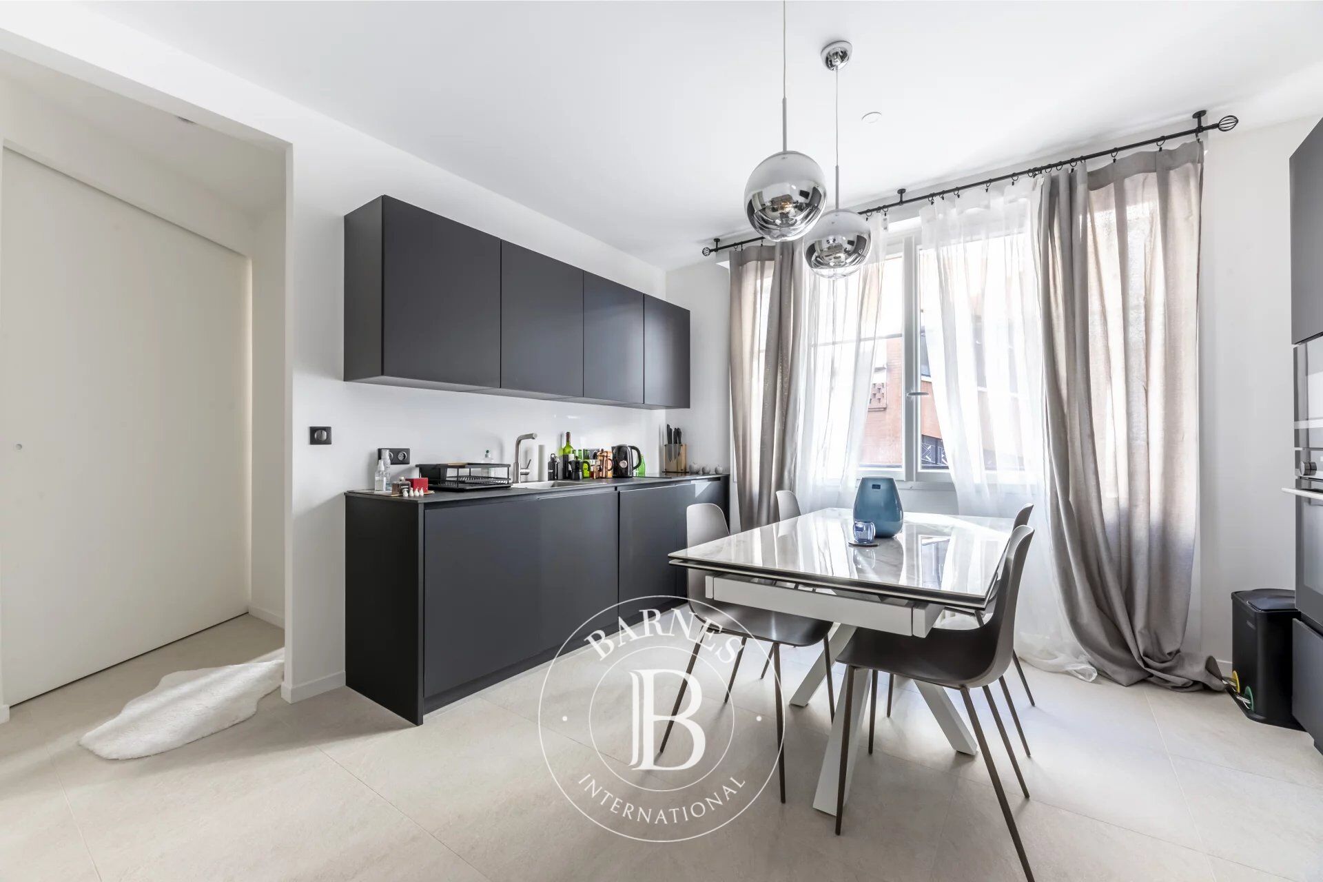 Paris 16 - Auteuil - Deux pièces - Rénové - picture 3