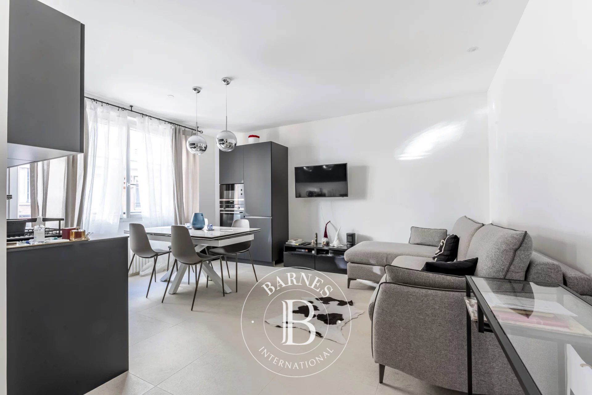 Paris 16 - Auteuil - Deux pièces - Rénové - picture 1