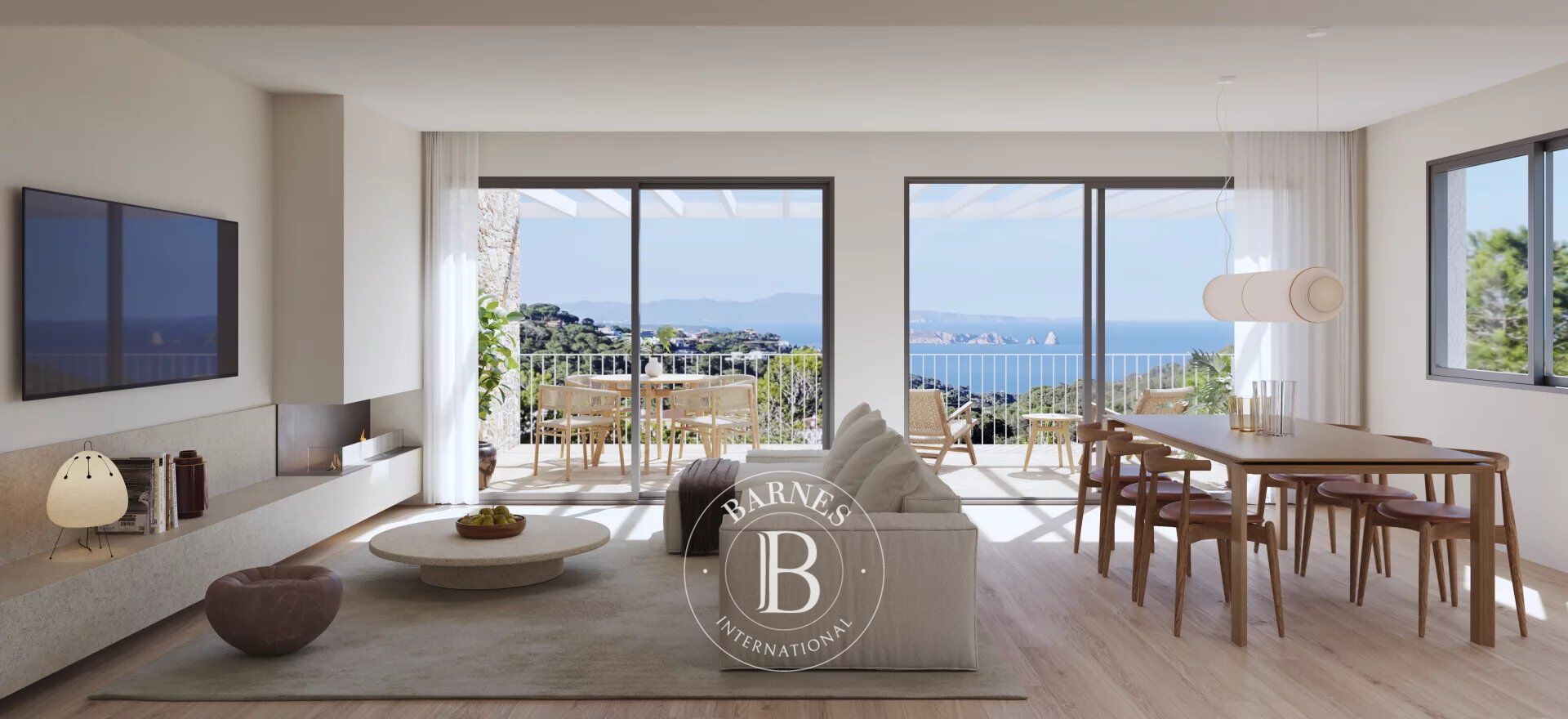 New-build property with a swimming pool just a few meters from the center of Begur, Costa Brava - picture 1