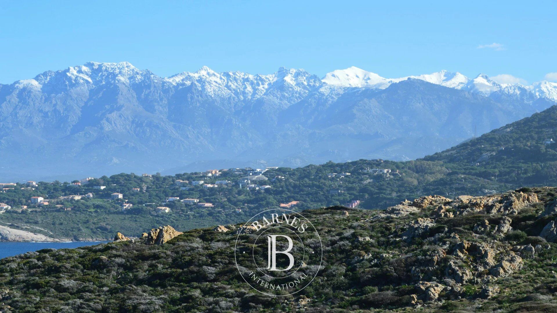 Off Market, South Corsica, 4-Star Campsite, Swimming Pool, Walking Distance to the Beach, Sea View - picture 1