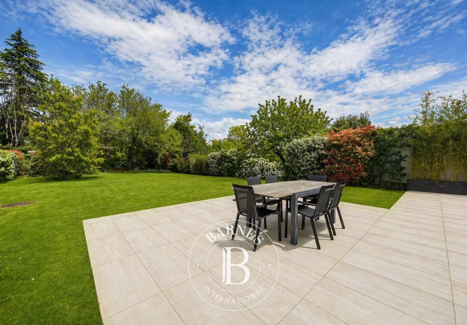 Les Loges-en-Josas – Maison contemporaine 230 m² – 4 chambres - picture 3