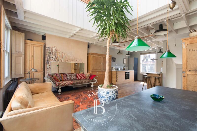 For Rent Apartment | London - picture 3