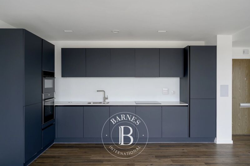 For Rent Apartment | London - picture 1