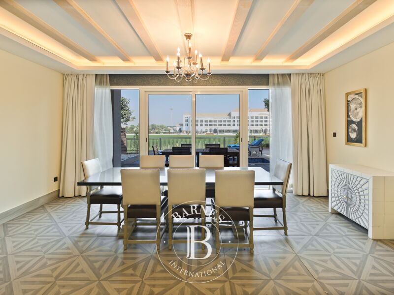 Alquiler Villa | Dubai Land - picture 2