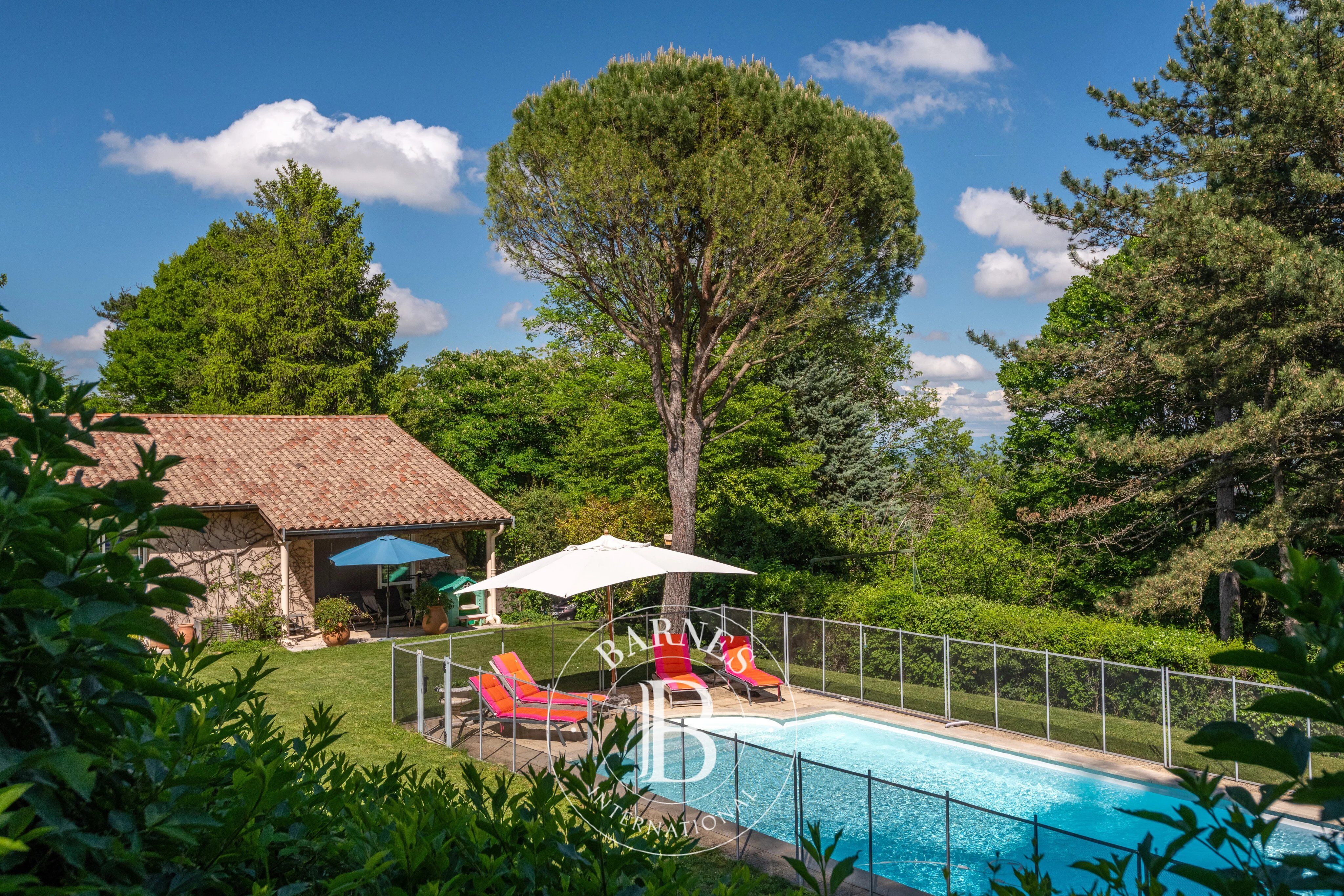 Casa Saint-Cyr-au-Mont-d'Or - picture 2