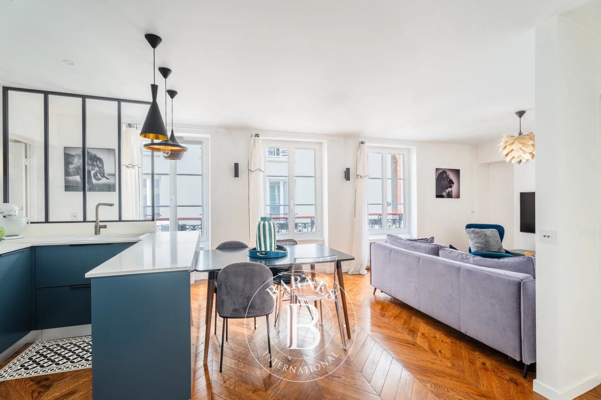 Paris 18th arrondissement - Abbesses - 2 bedrooms - Excellent condition - picture 1