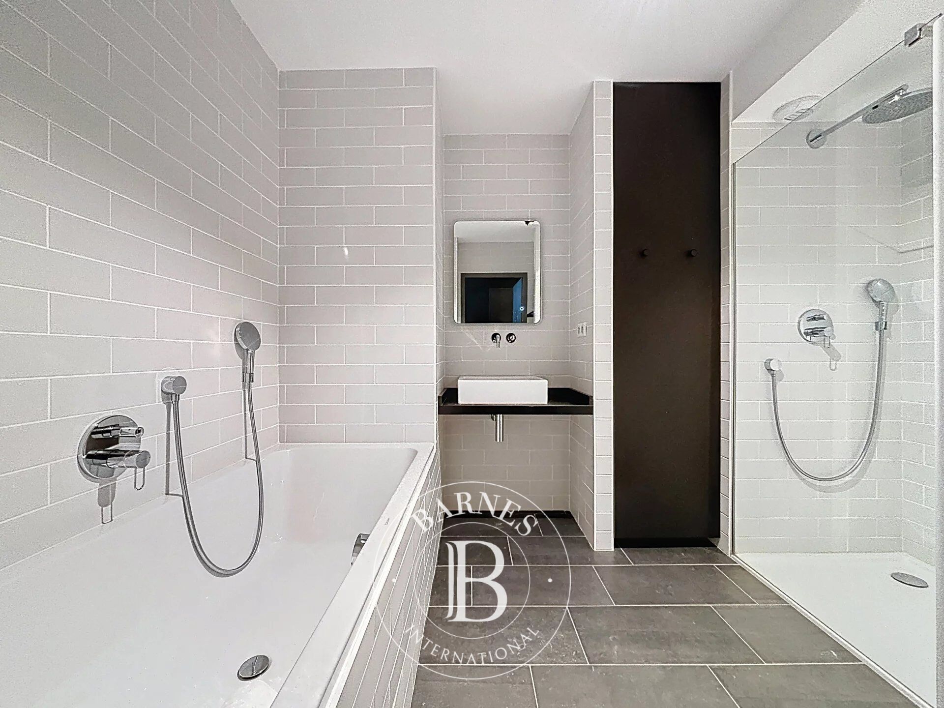 Le service location de la maison BARNES à Lille vous présente ce bien : - picture 3