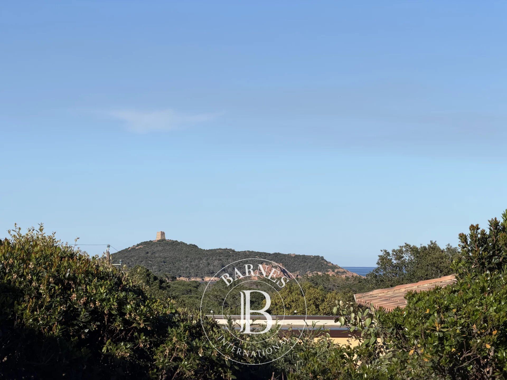 Pinarello, Capicciola, 3-Bedroom Villa, T4, Swimming Pool, Open Views, Close to the Beach - picture 1