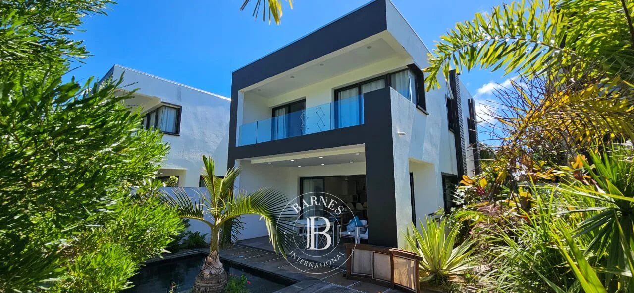 GRAND BAIE - Modern Villa - 3 Bedrooms - picture 2