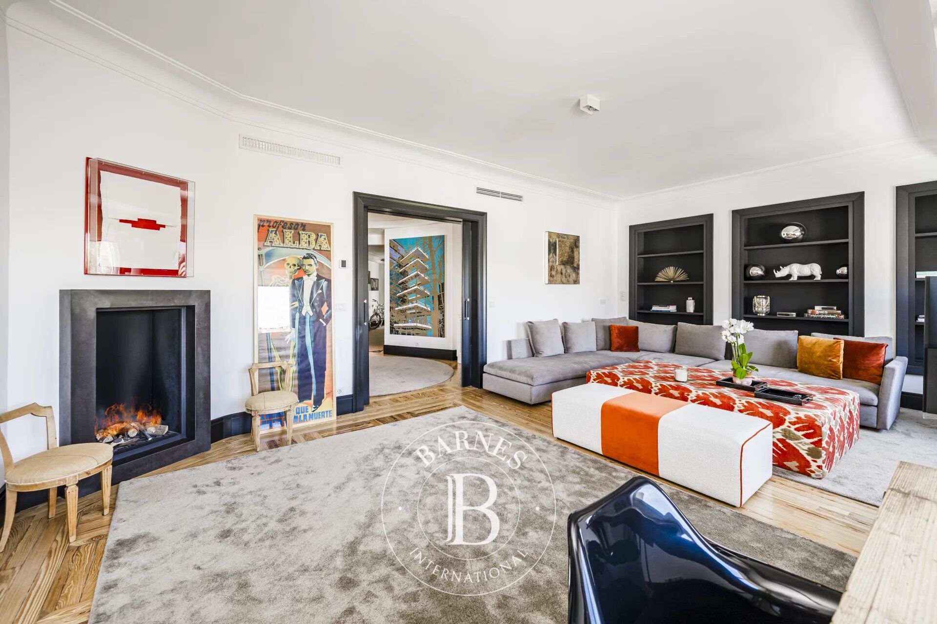 Madrid – Salamanca – Castellana – Piso contemporáneo amueblado con tres dormitorios en suite en finca clásica representativa - picture 3