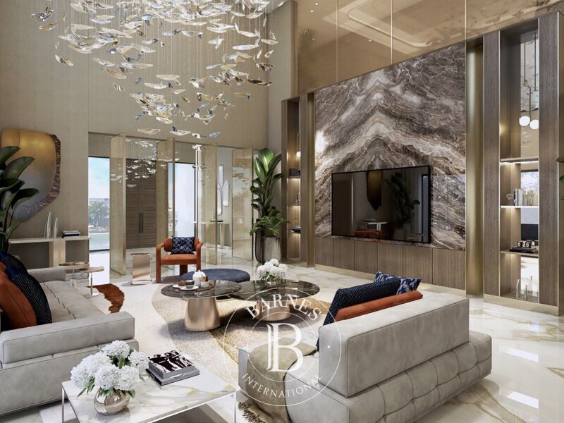 New development Dubai Land - picture 1