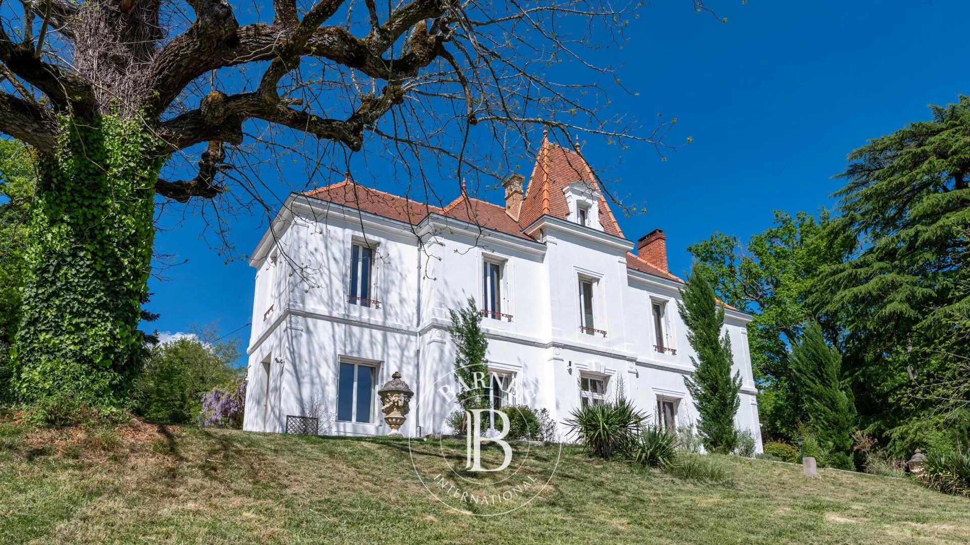 Herrenhaus Bergerac - picture 2