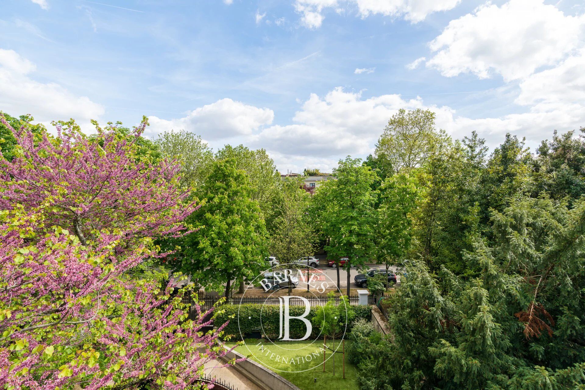 Neuilly-Saussaye - Appartement - 2 suites - larges balcons - picture 2