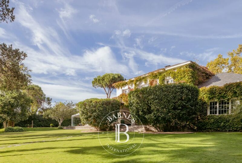 For Rent Villa | Madrid - picture 1