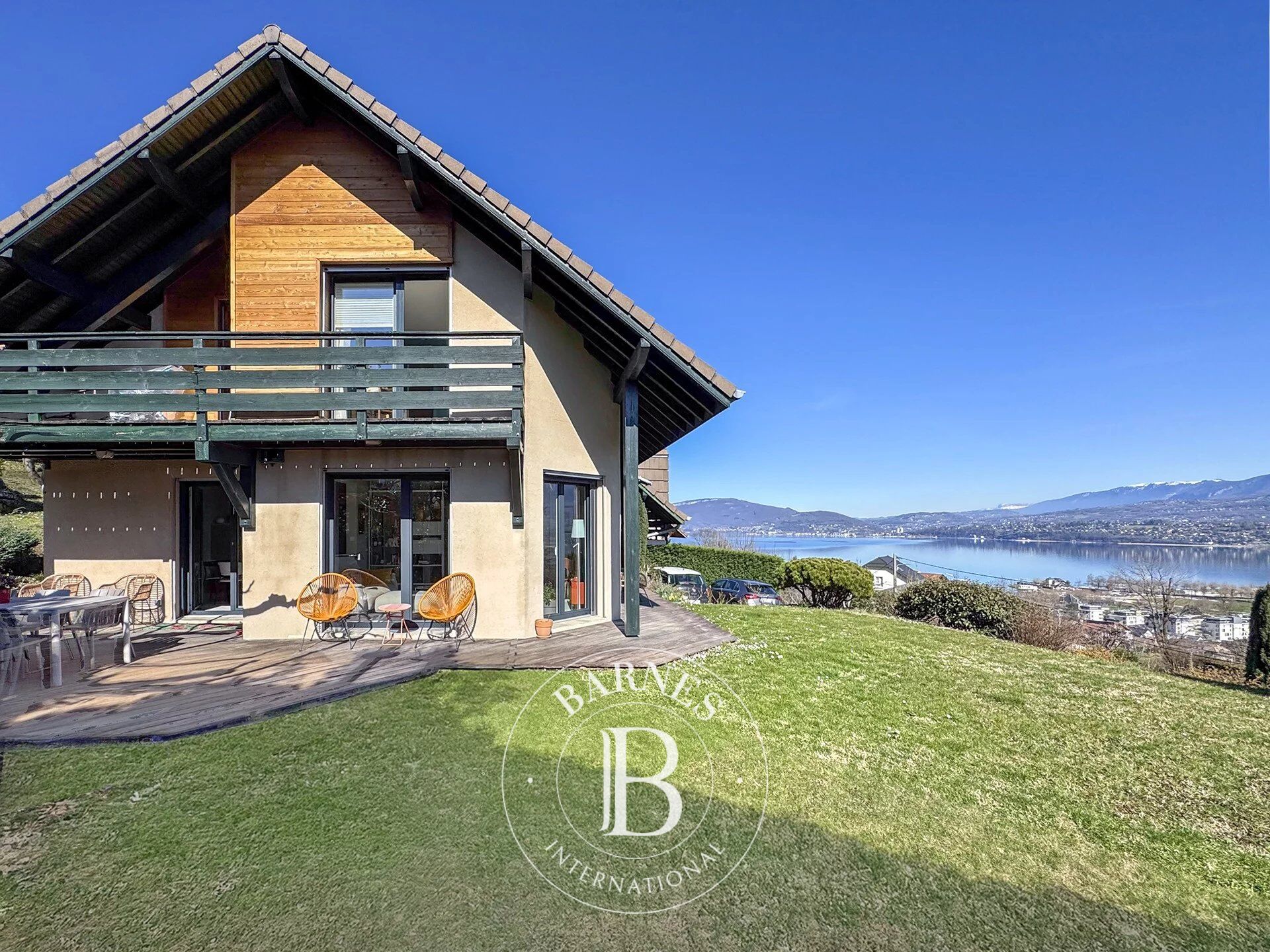 BARNES Aix-les-Bains - Le Bourget-du-Lac - MAISON AVEC VUE LAC ET MONTAGNES - TERRAIN PAYSAGER DE PLUS DE 1 200 M² - picture 2