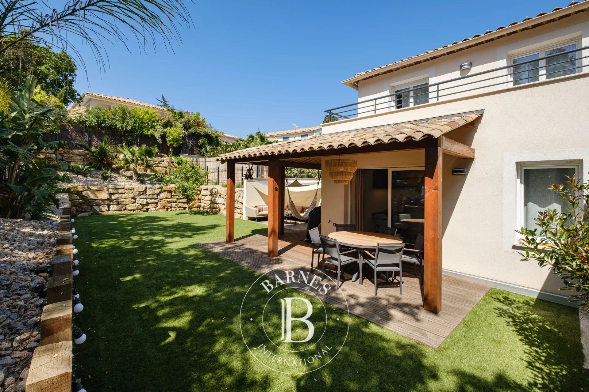 Villa Sainte-Maxime - picture 2