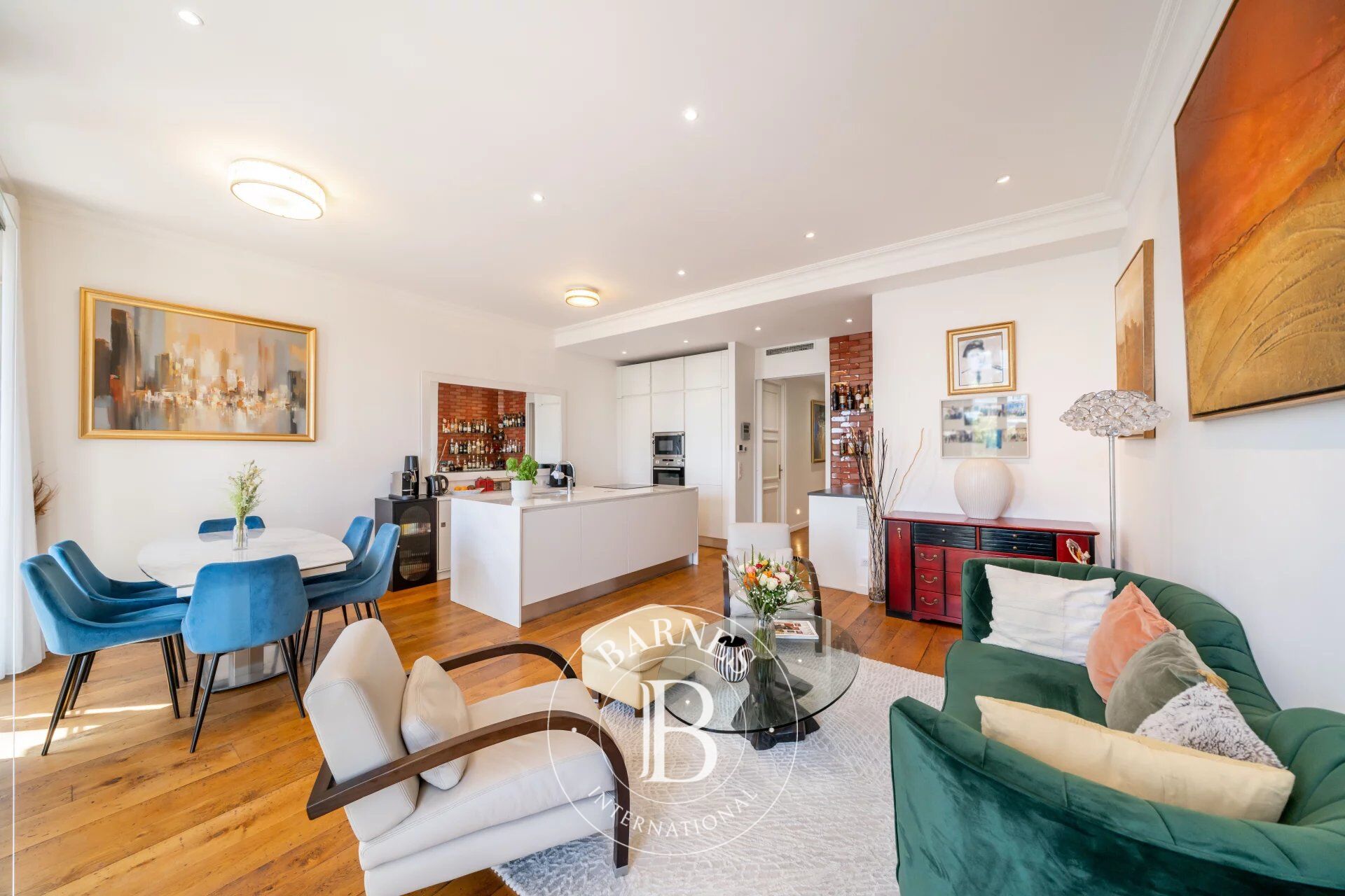 CANNES CROISETTE - EN FACE DU PALAIS DES FESTIVALS - 2 CHAMBRES - picture 2