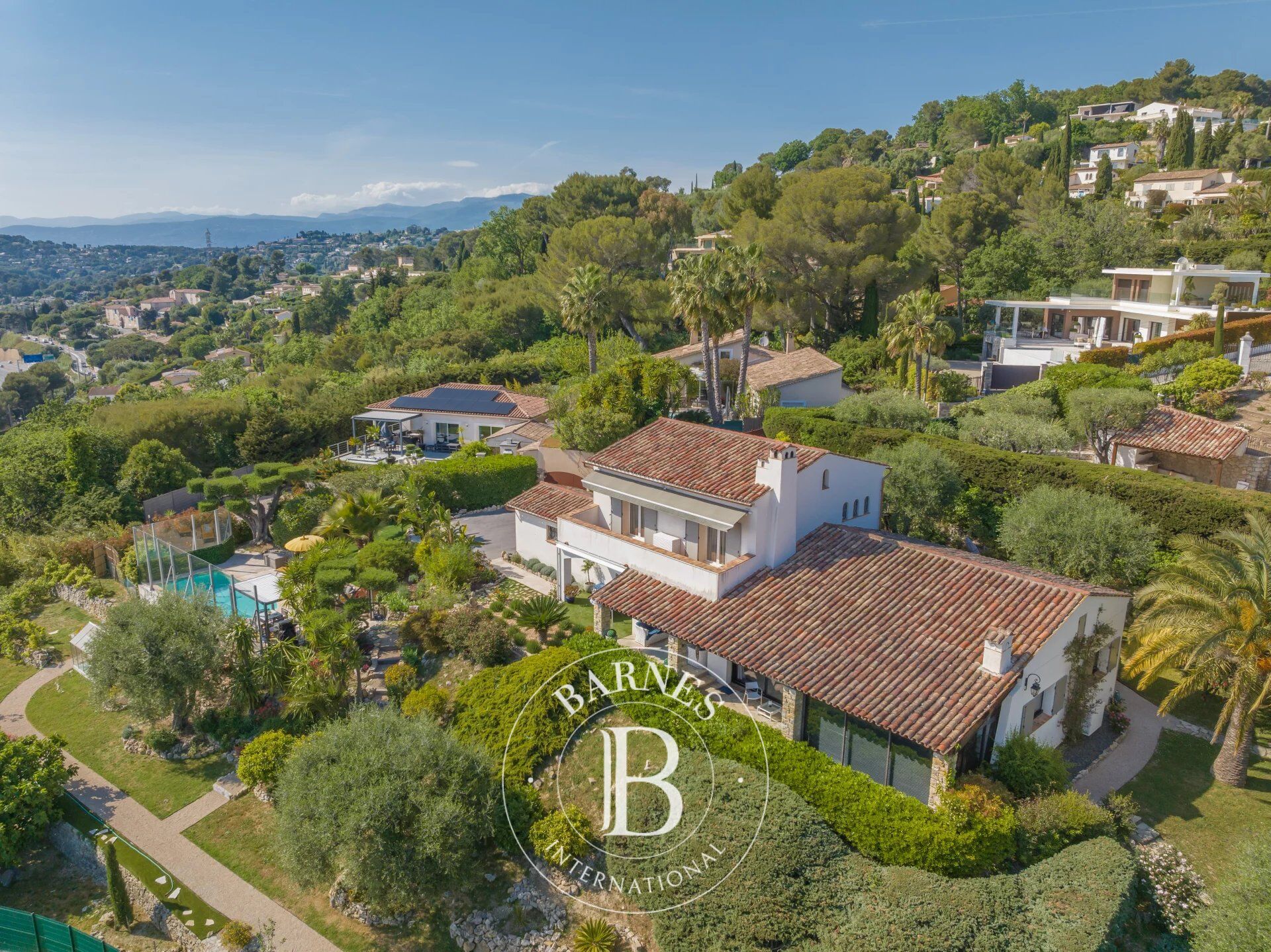 MOUGINS - VILLA VUE MER - PROCHE CANNES - picture 1