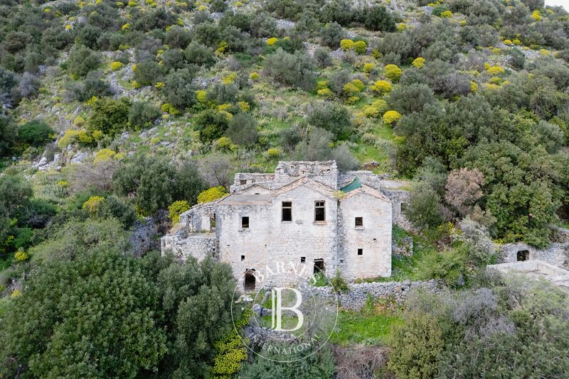 For Sale House | Laconia - picture 2