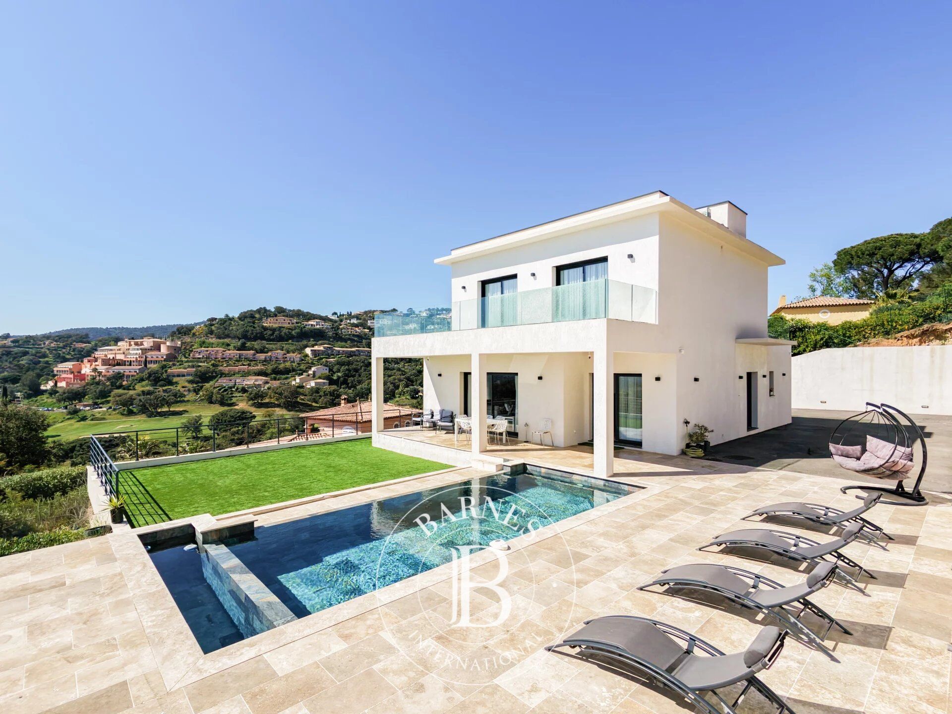 EXCLUSIVE - SAINTE MAXIME - CONTEMPORARY VILLA - 4 BEDROOMS - picture 1
