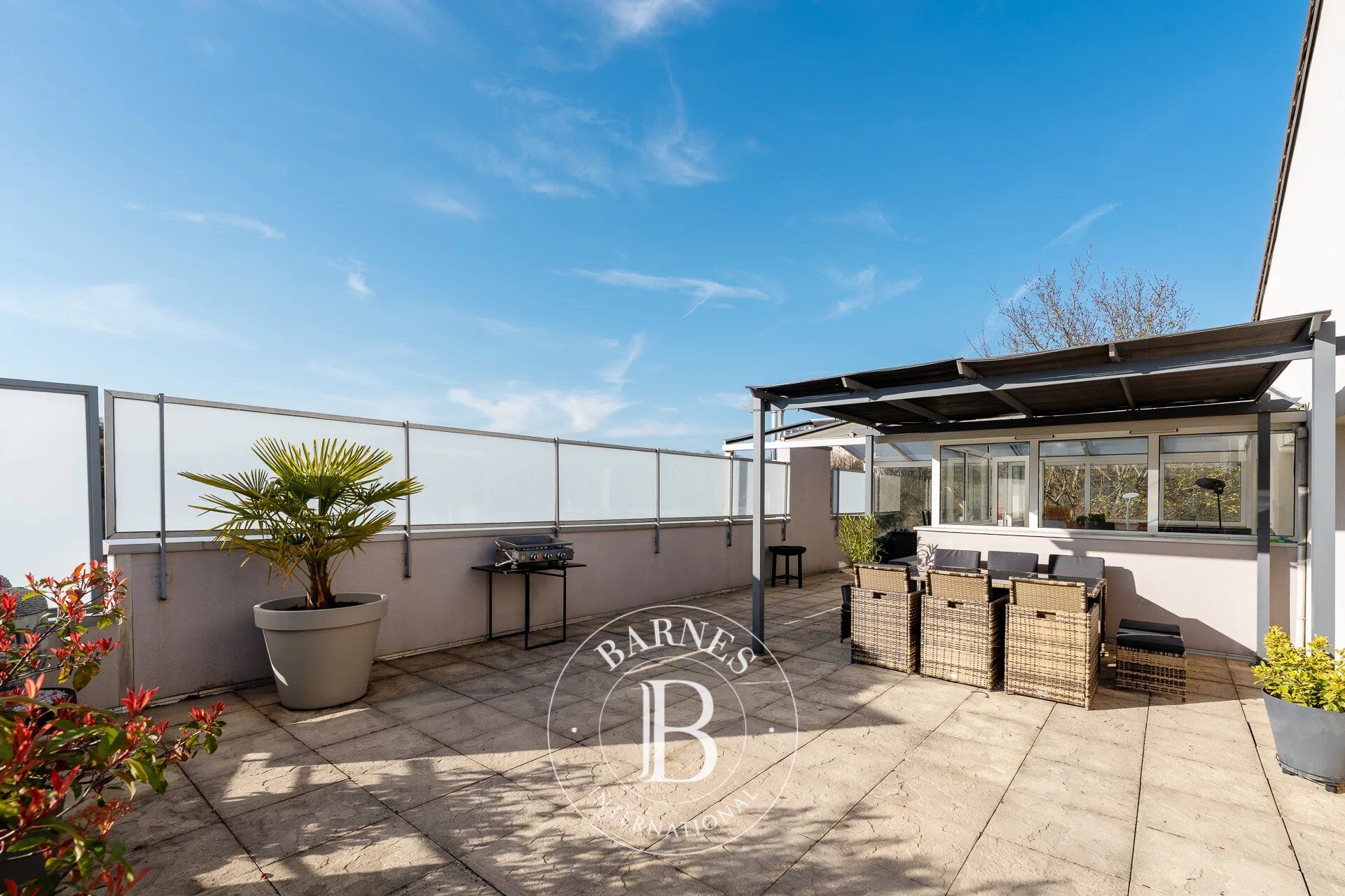 Nancy - Top-floor apartment with south-facing terrace - picture 1