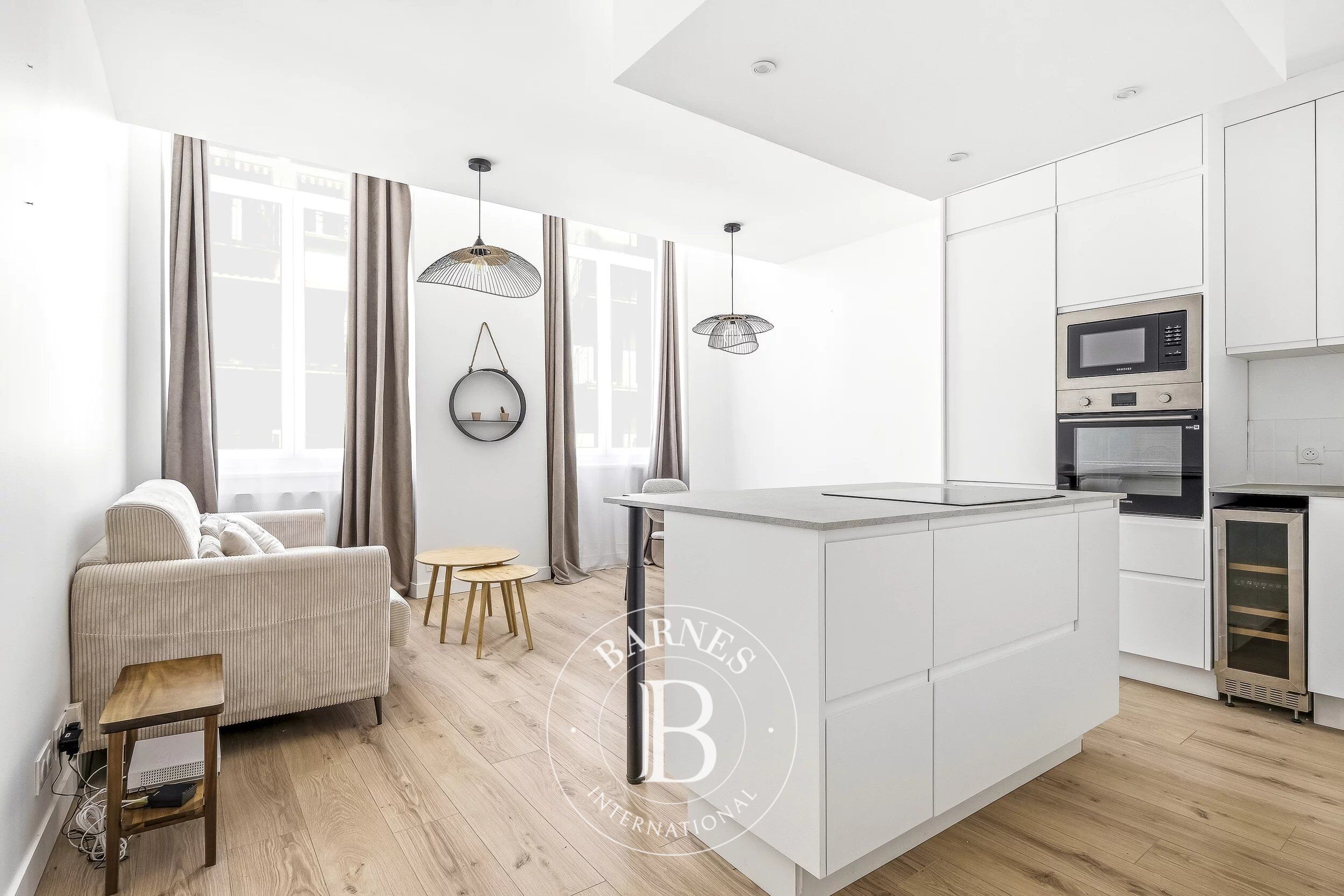 Bordeaux Chartrons - Appartement Meublé - Parking Extérieur - picture 2