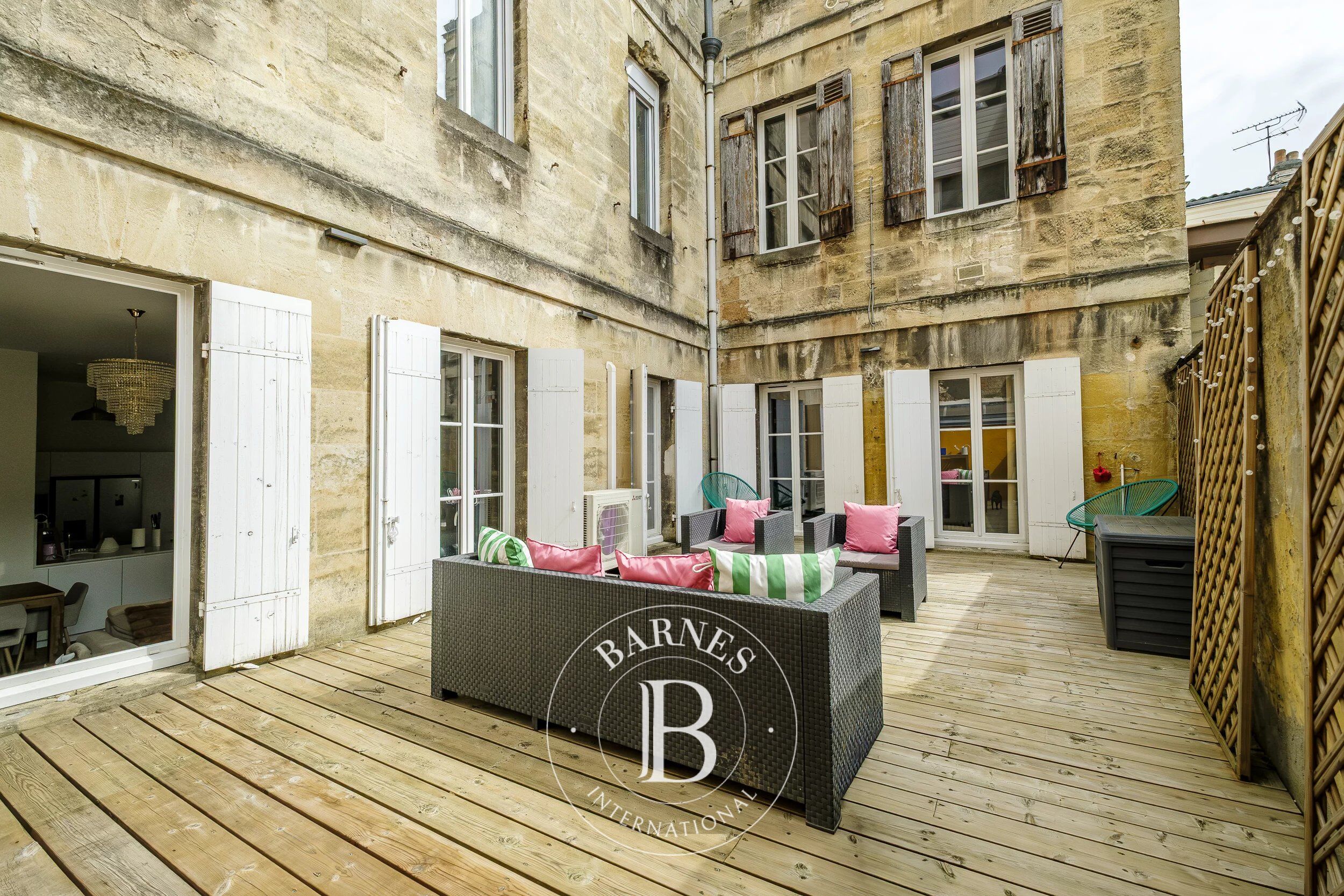 Bordeaux Pey-Berland - Appartement de 146 m² - Terrasse 34 m² - Cave - picture 3