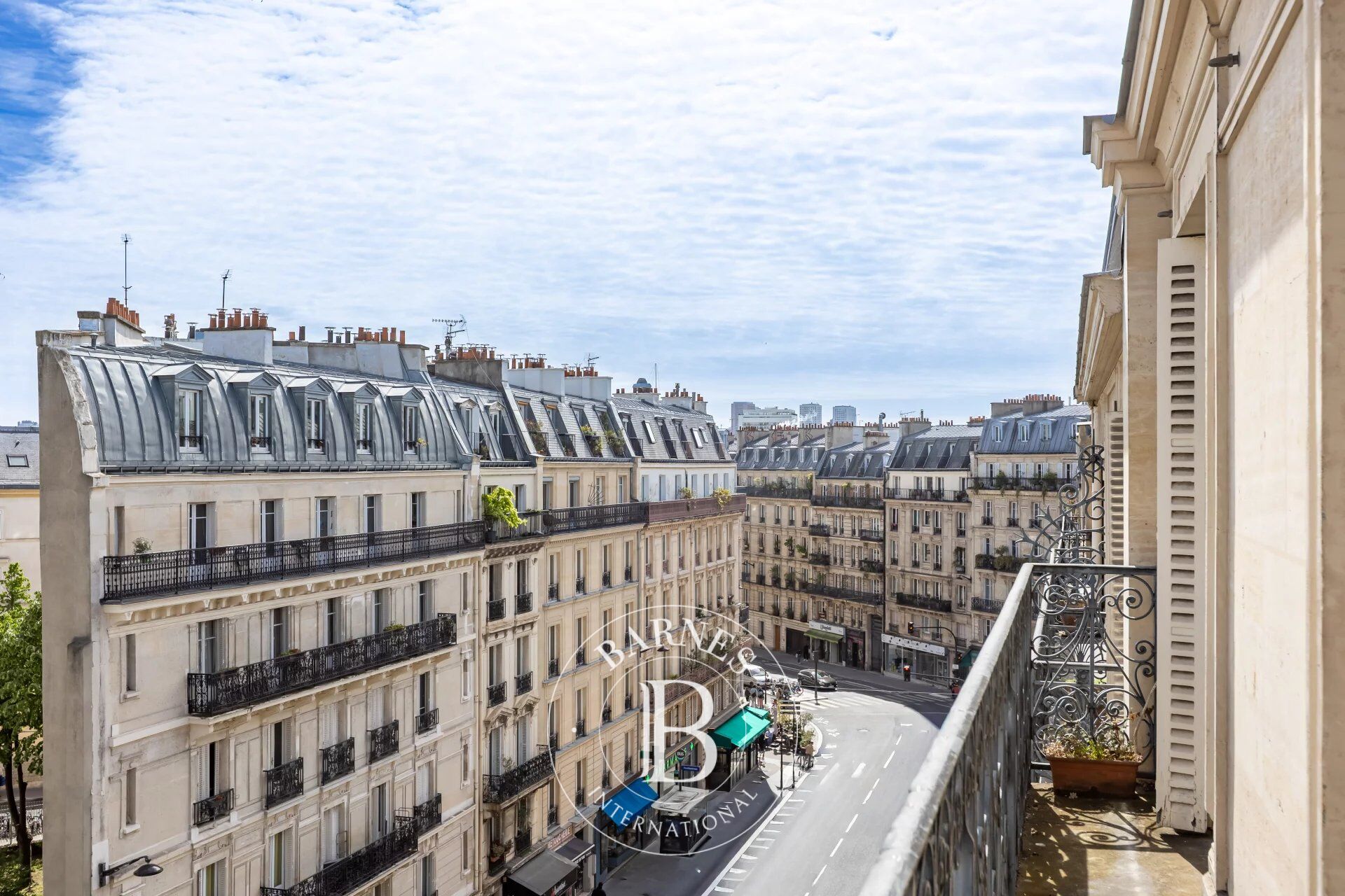 Paris 5 – Jardin du Luxembourg – Appartement familial d'exception - Etage élevé - Balcons - Vues dégagées - picture 1