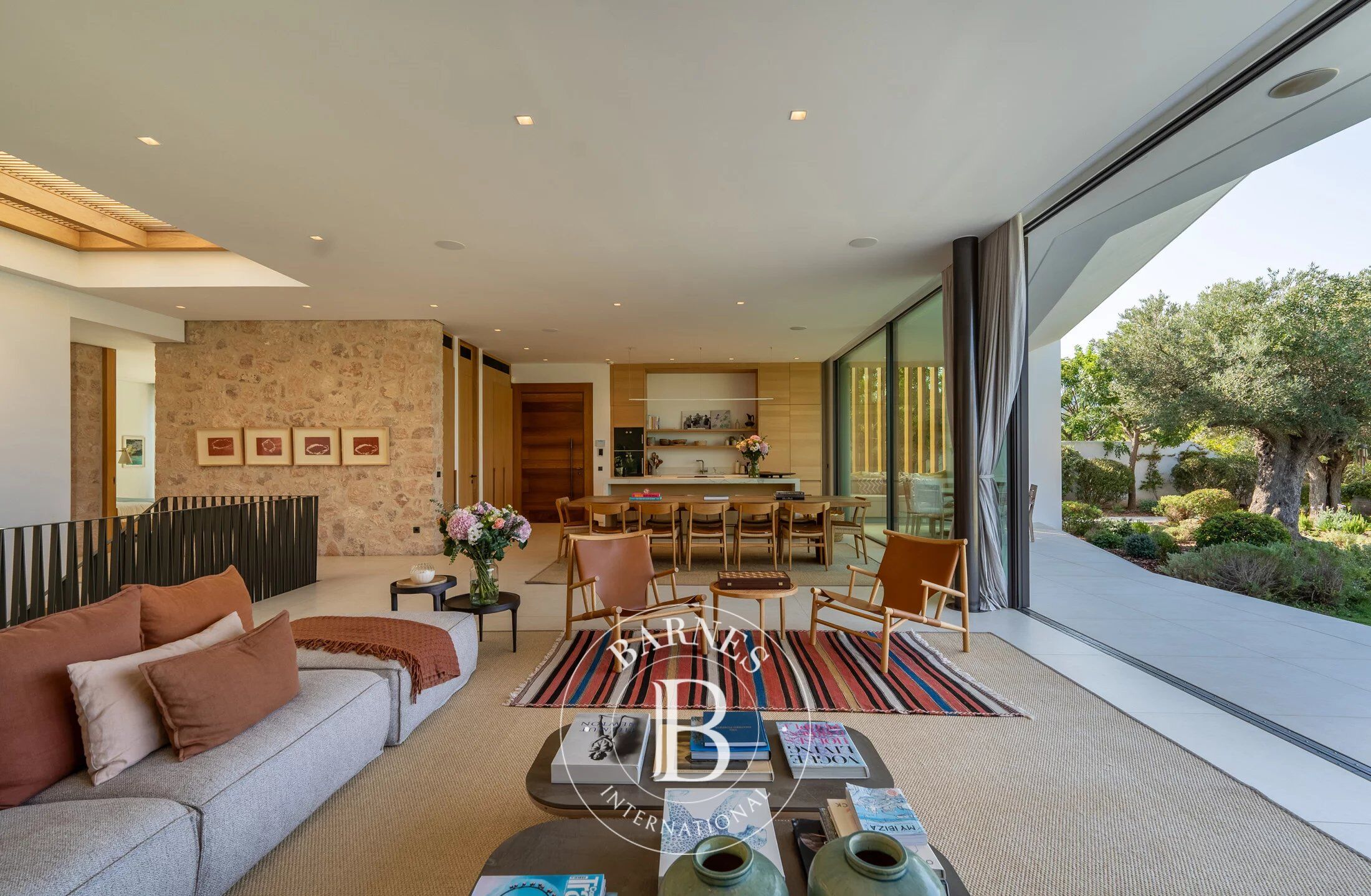 Villa Isla de Ibiza - picture 2