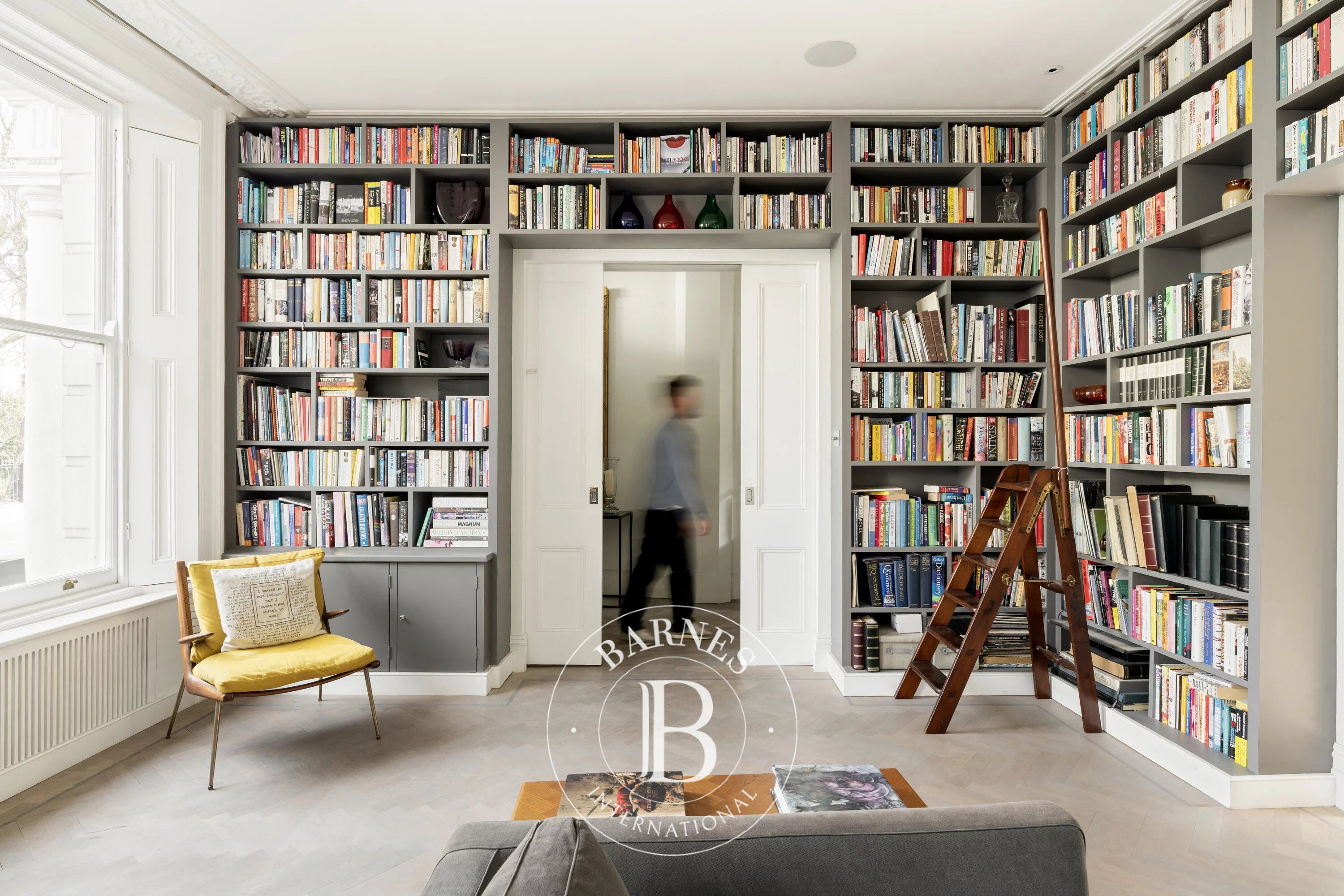 Casa London - picture 2