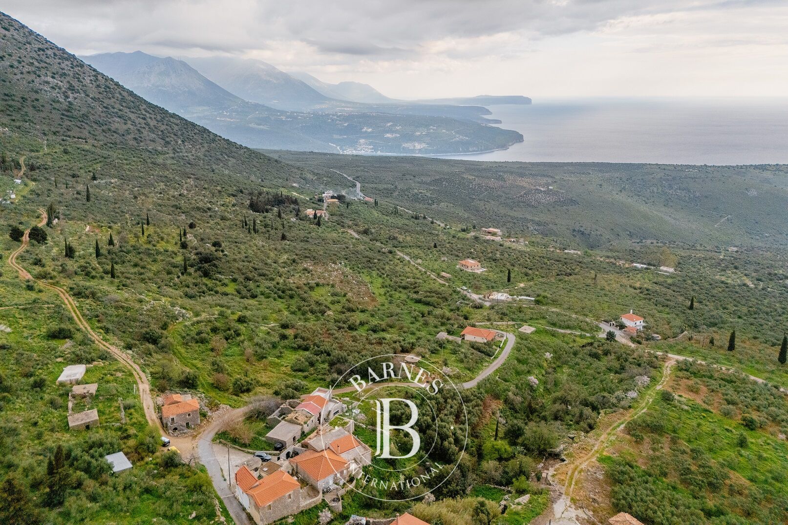 Charming Plot - Laconia - picture 3