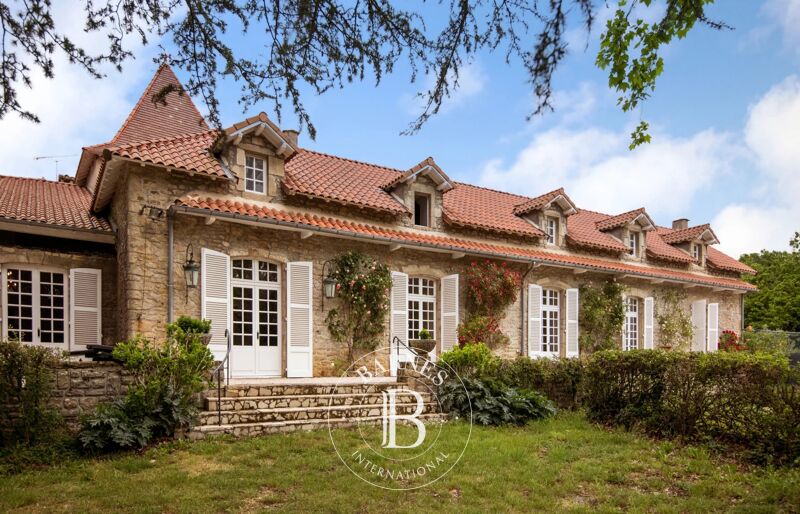 For Sale Property | Villefranche-de-Rouergue - picture 2