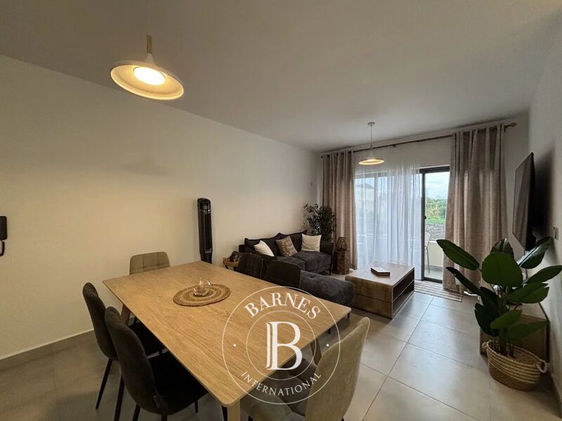 For Rent Apartment | Phoenix - picture 3