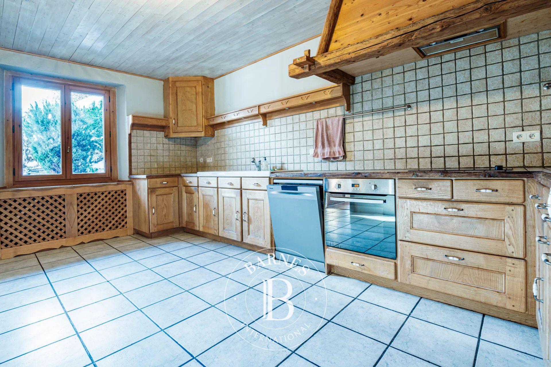 BARNES SAINT-GERVAIS - FERME TRADITIONNELLE - VUE MASSIF DU MONT-BLANC - picture 3