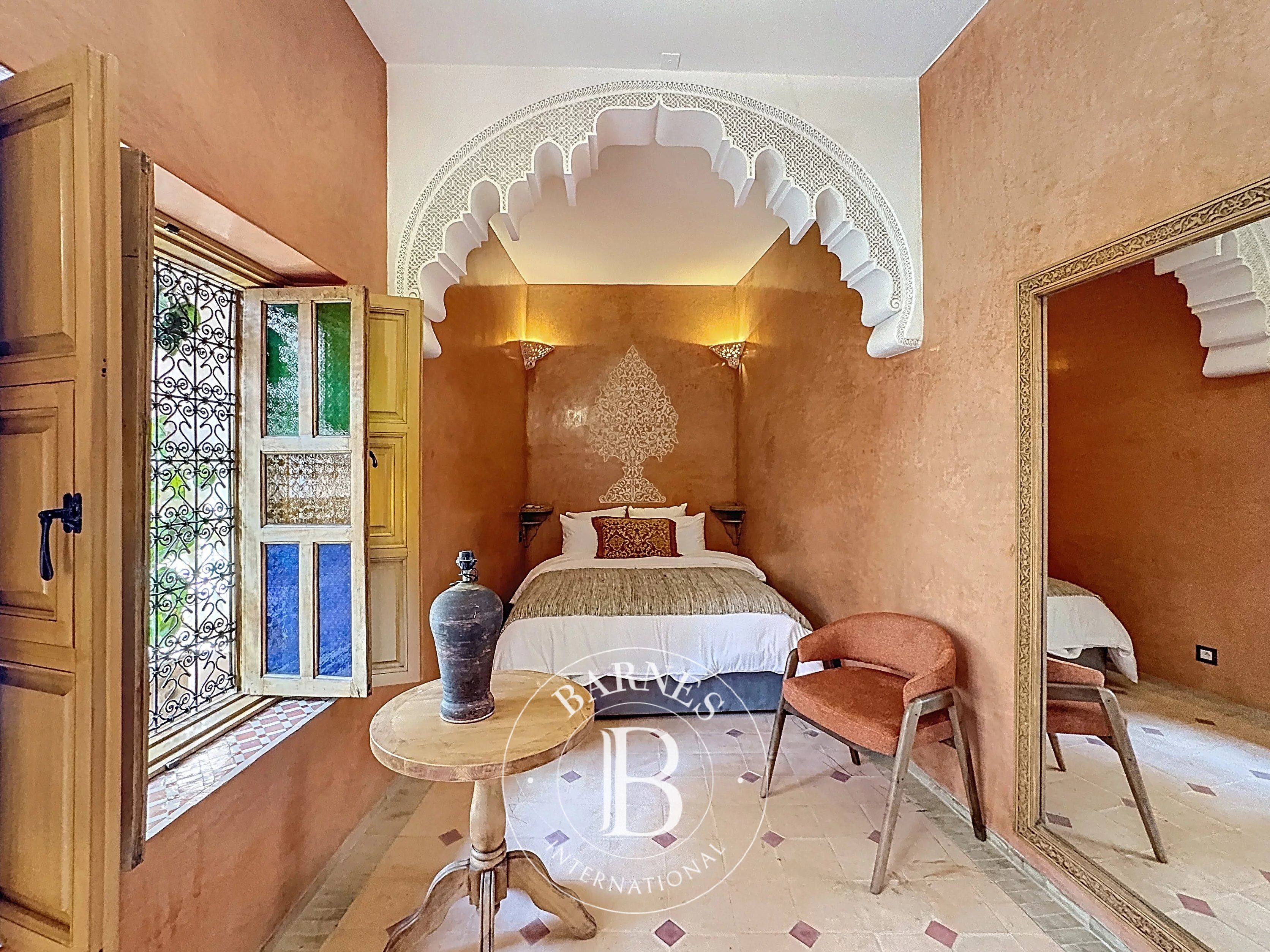 RIAD D’EXCEPTION – AUTHENTICITÉ & PRESTATIONS RARES – VUE KOUTOUBIA - picture 3