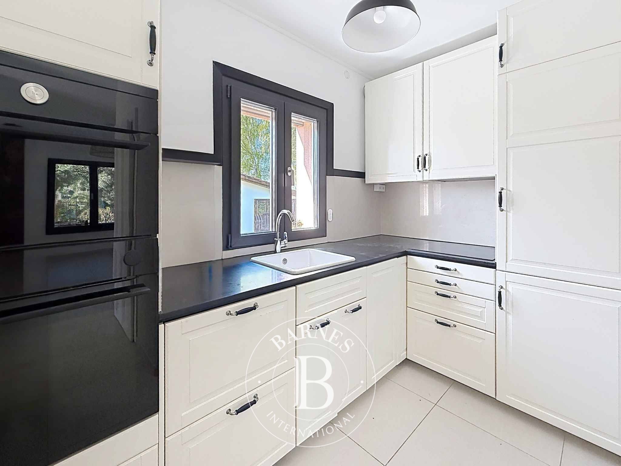 EXCLUSIVITE - Charmante maisonnette sur belle parcelle - picture 2