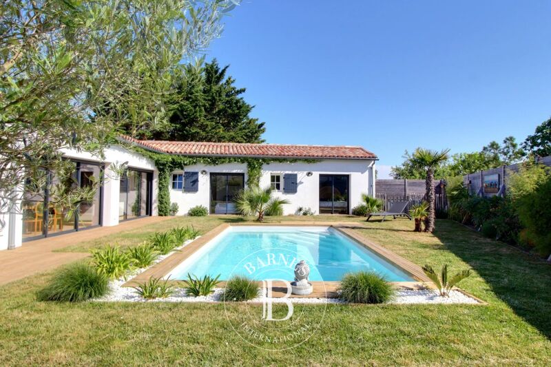 ILE DE RÉ - LA FLOTTE - Maison à vendre- PISCINE