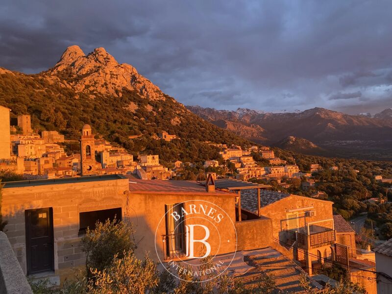 For Sale Apartment | Lumio - picture 3