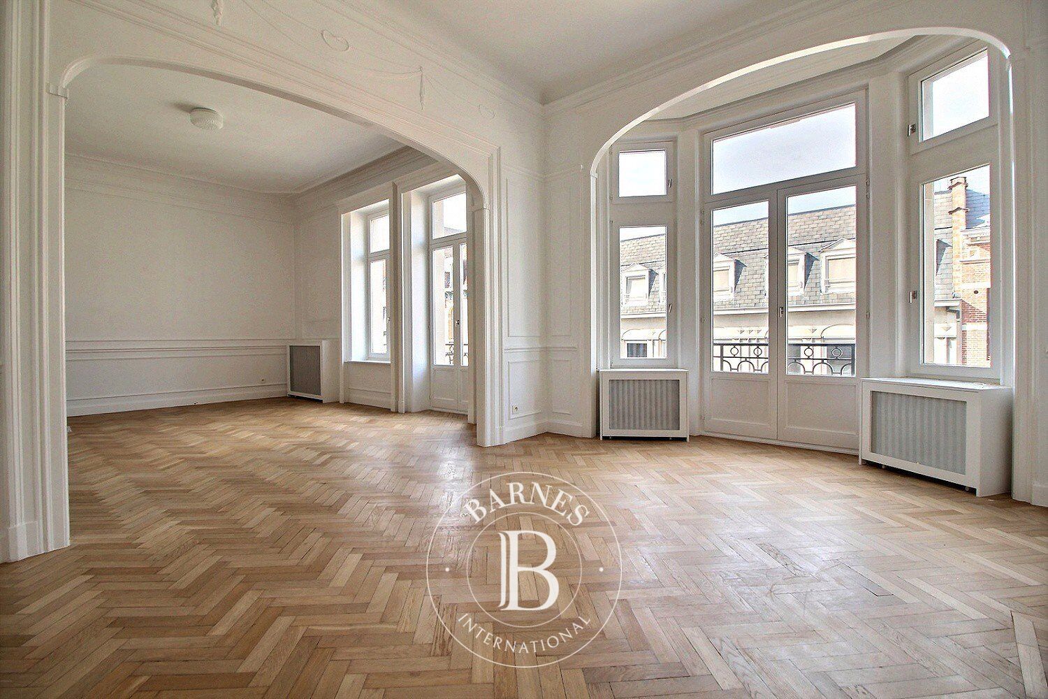 Cinquantenaire - Appartement 3 chambres - picture 1