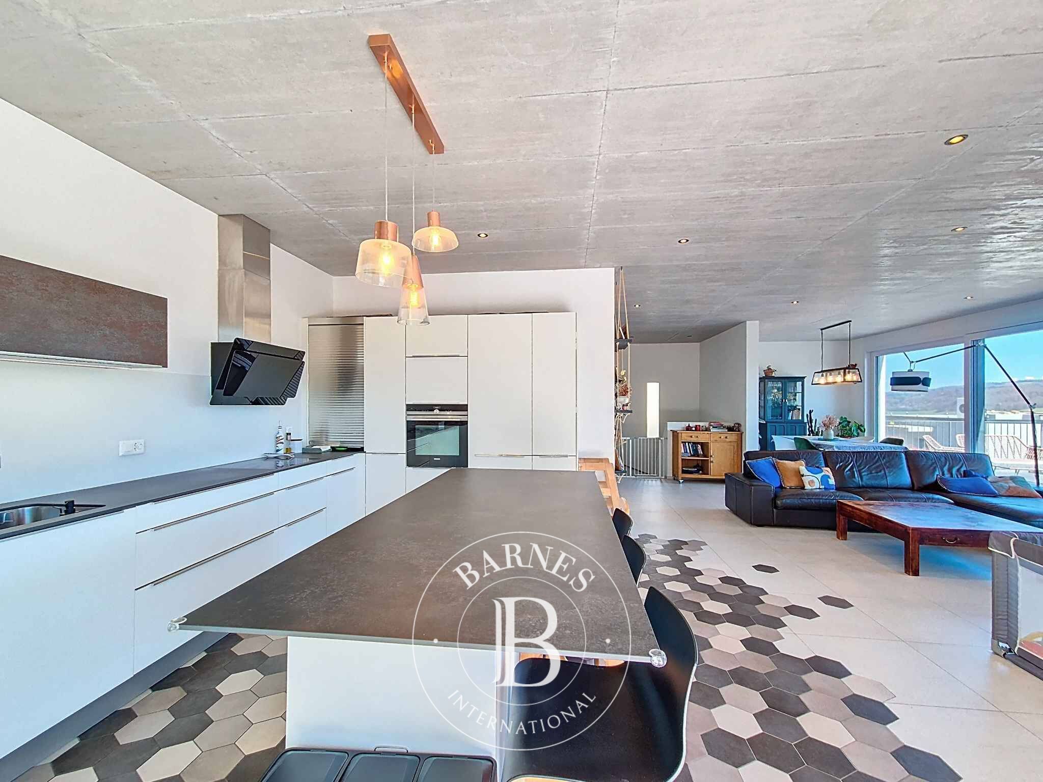 Villa d'architecte contemporaine avec espaces généreux - picture 3