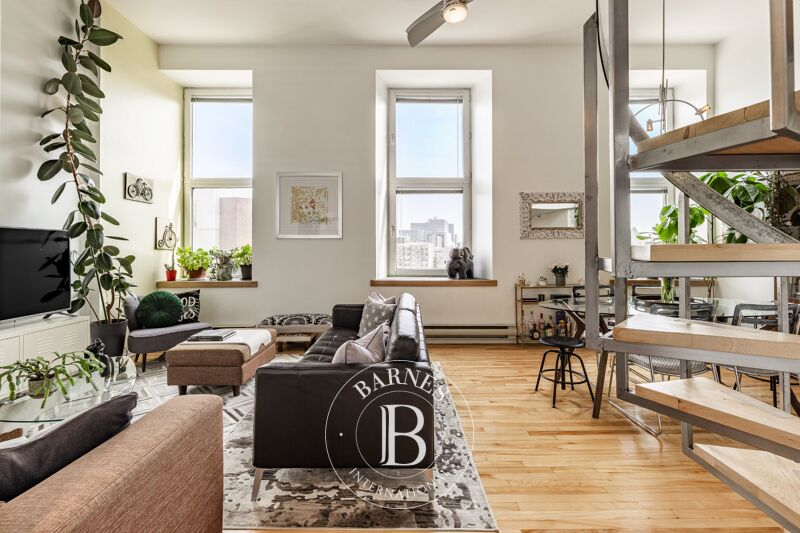 For Sale Apartment | Montréal (Ville-Marie) - picture 1