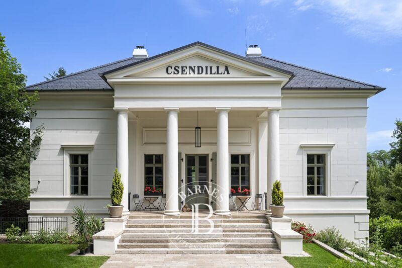 For Sale Mansion | Budapest II. kerülete - picture 1
