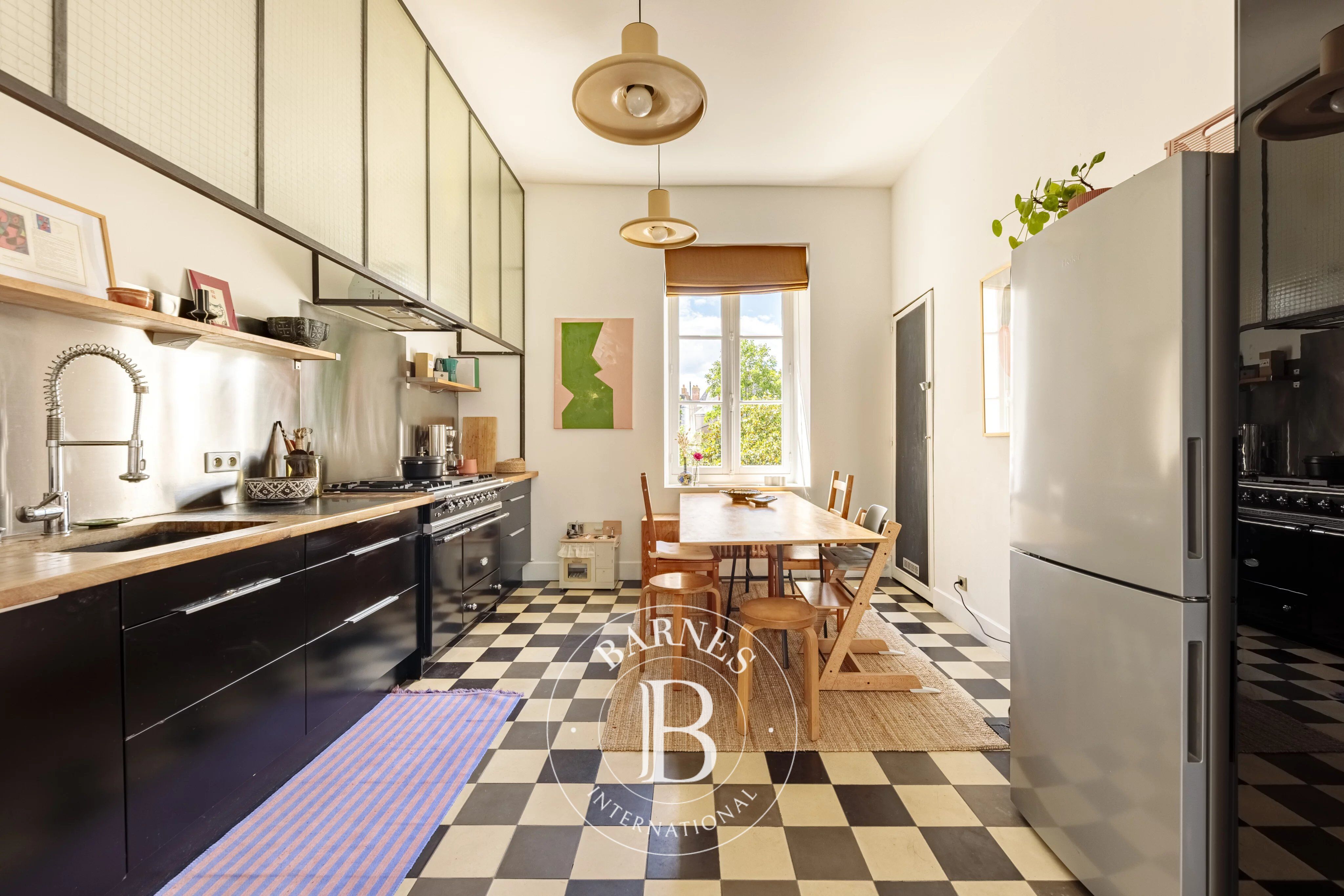 Bright 2-Bedroom Apartment in Central Nantes - picture 3