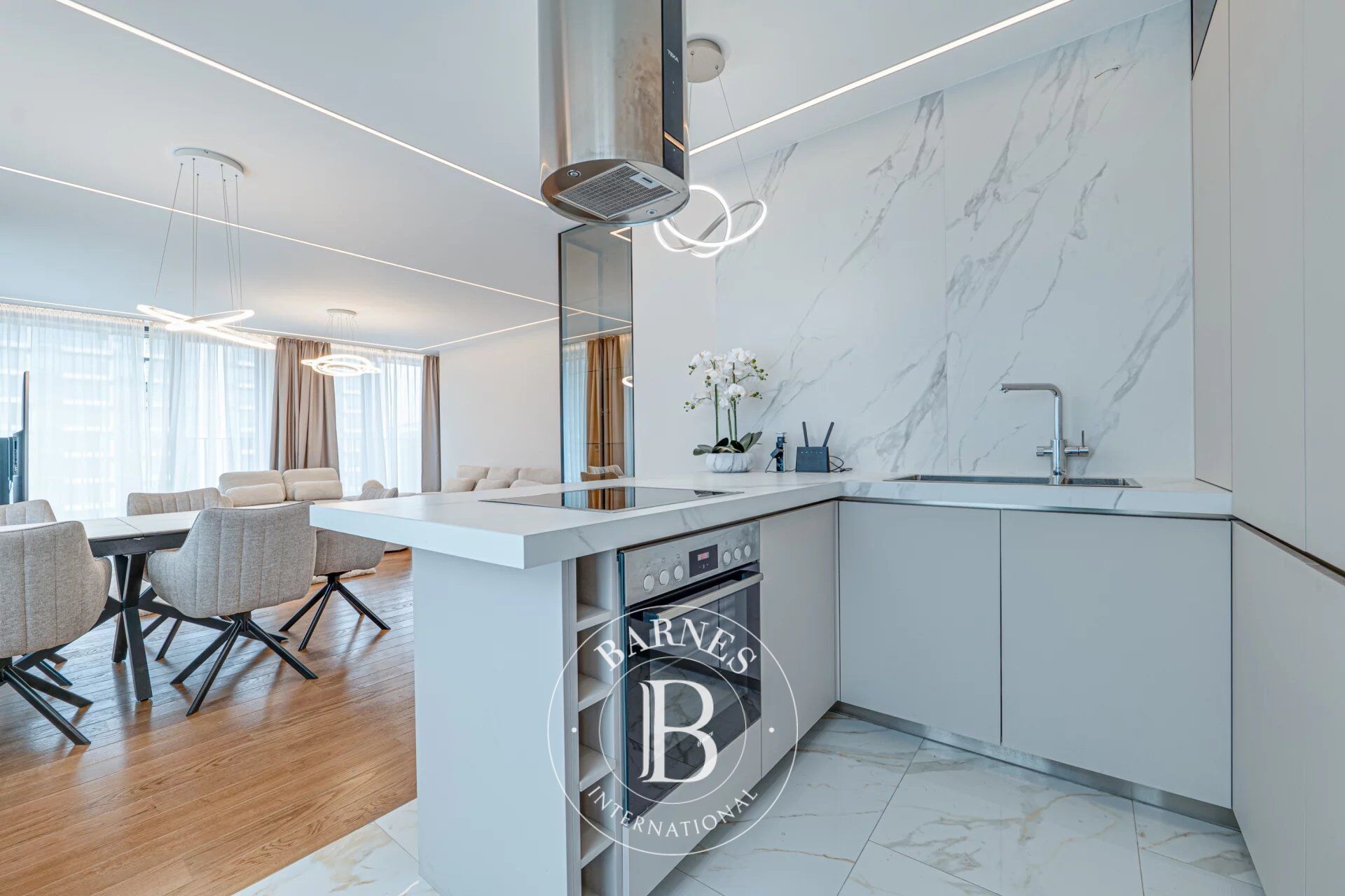 Elegant two-bedroom apartment in \