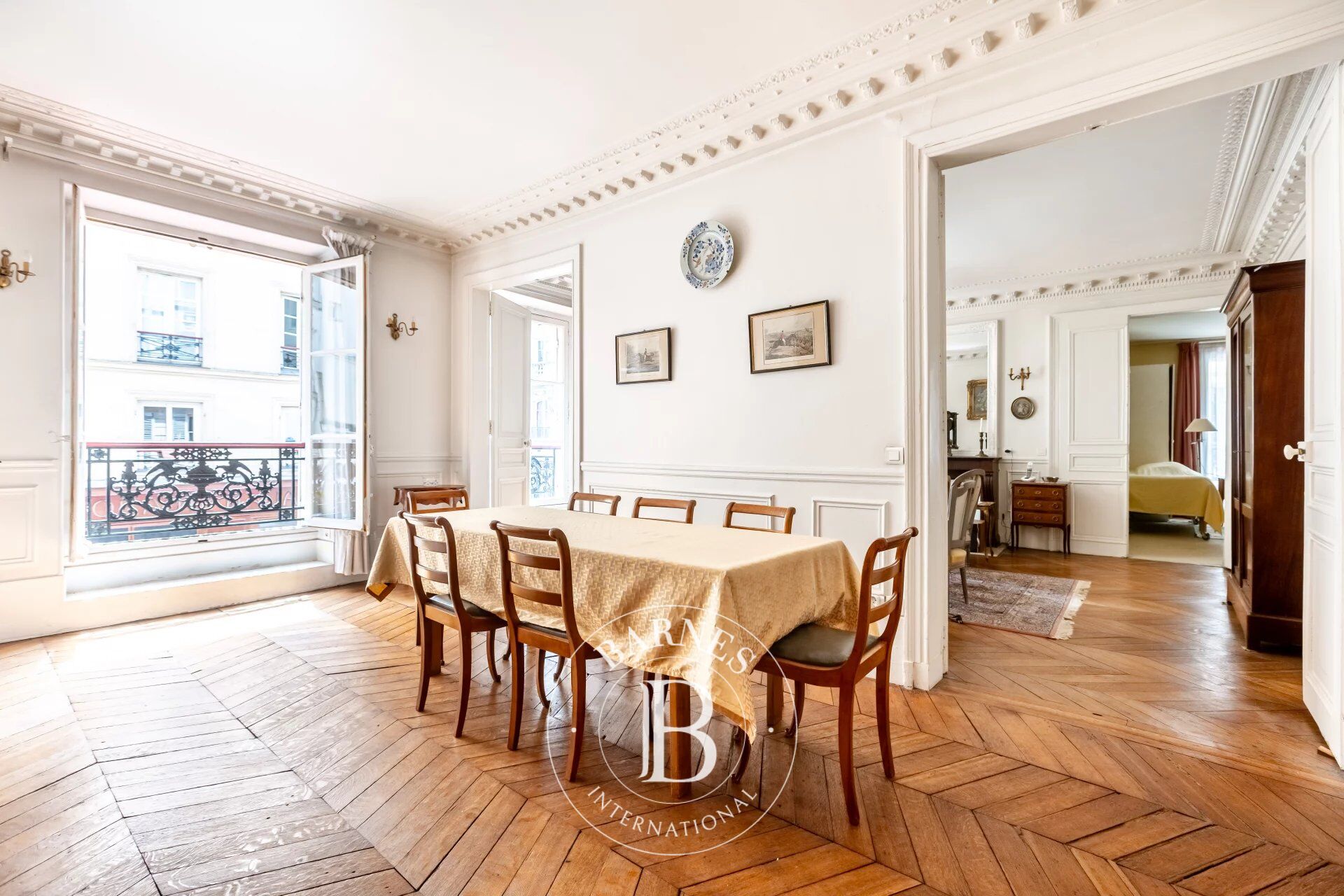 Exclusive - Paris 8 - Madeleine - Bright apartment - 2 bedrooms - picture 3