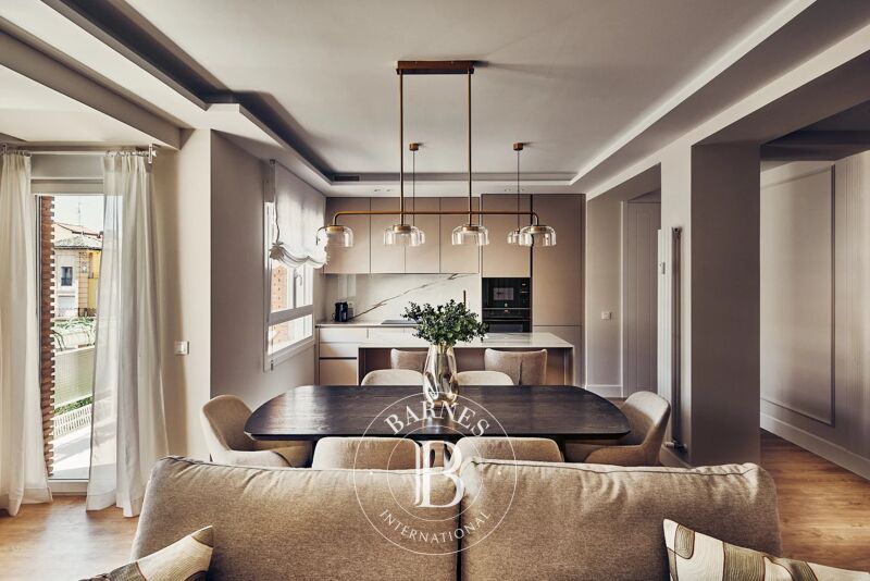 For Sale Apartment | Madrid - picture 2