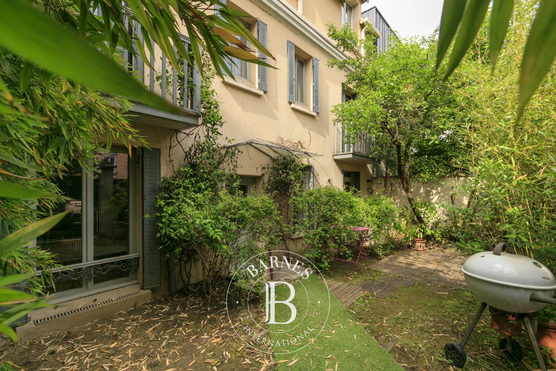 Haus Issy-les-Moulineaux - picture 1