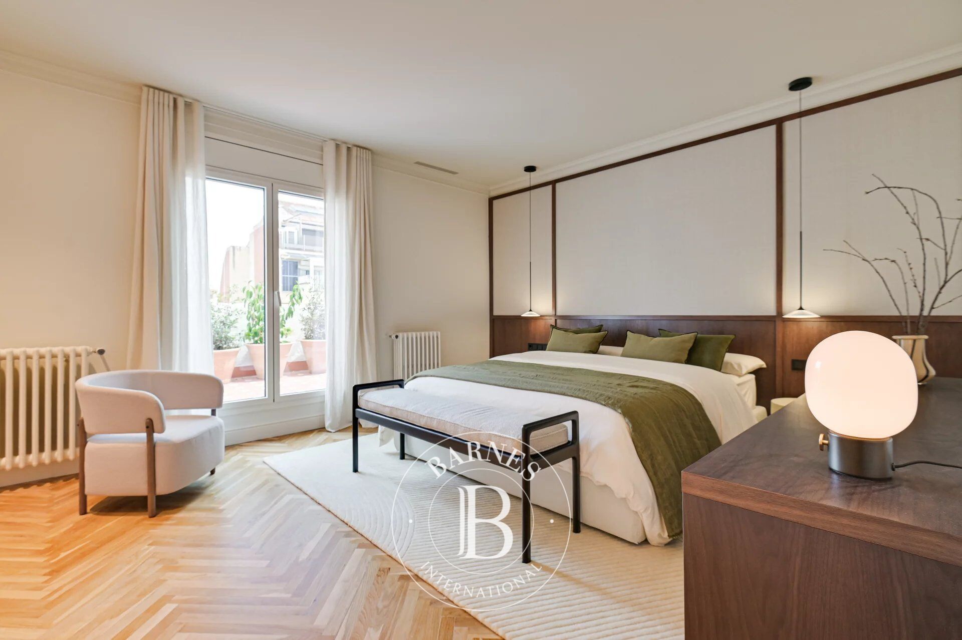 Penthouse d’exception avec 4 terrasses, 3 cheminées et vues dégagées sur le Turó Park - picture 3