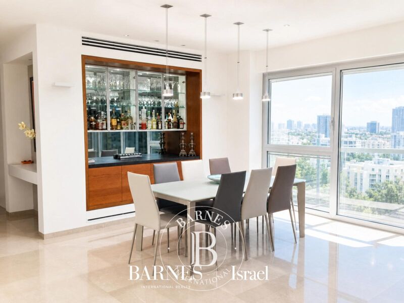 For Sale Apartment | Tel Aviv-Yafo - picture 2