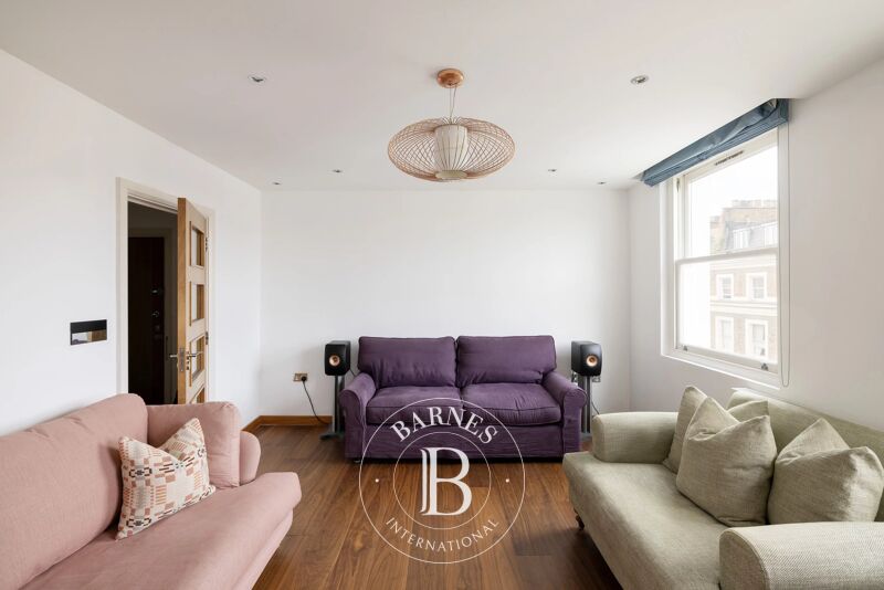 For Rent Apartment | London - picture 3